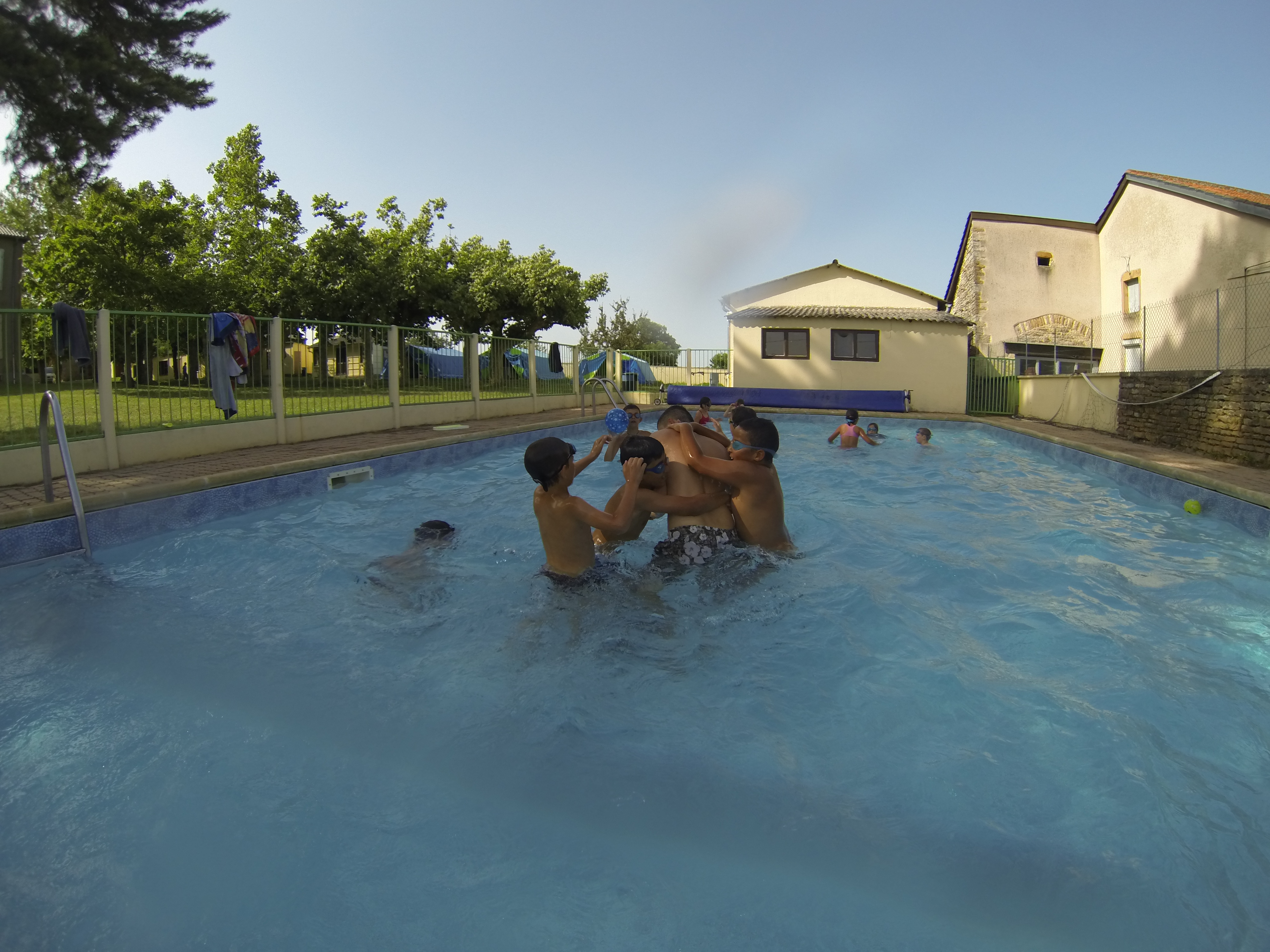 PISCINE